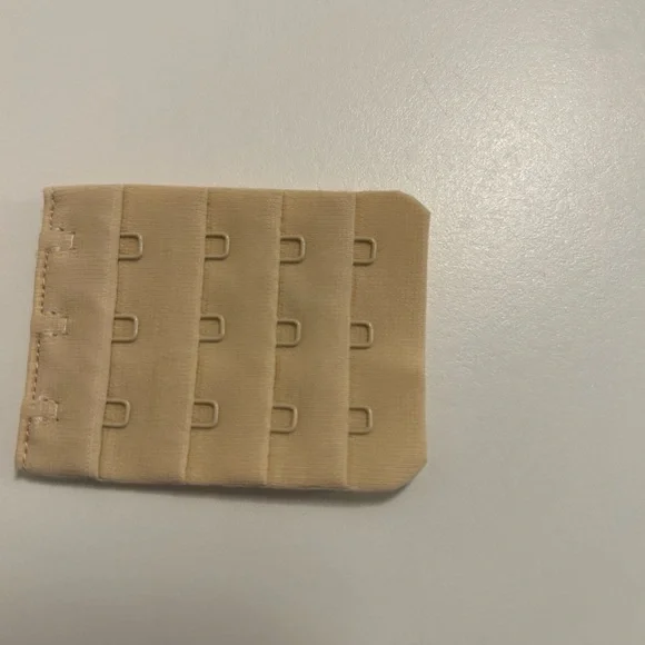 2 Underoutfit Size 3XL Comfort Shaping Bras - Picture 6 of 9